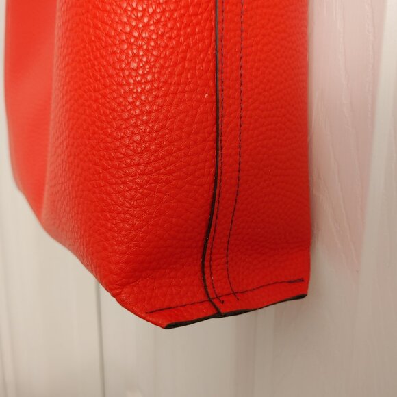 George Adrianna Reversible Tote 4 - Picture 7 of 7